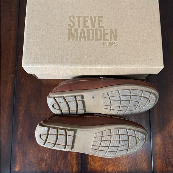 Steve Madden Kids Loafers Cognac 5 - Picture 5 of 9